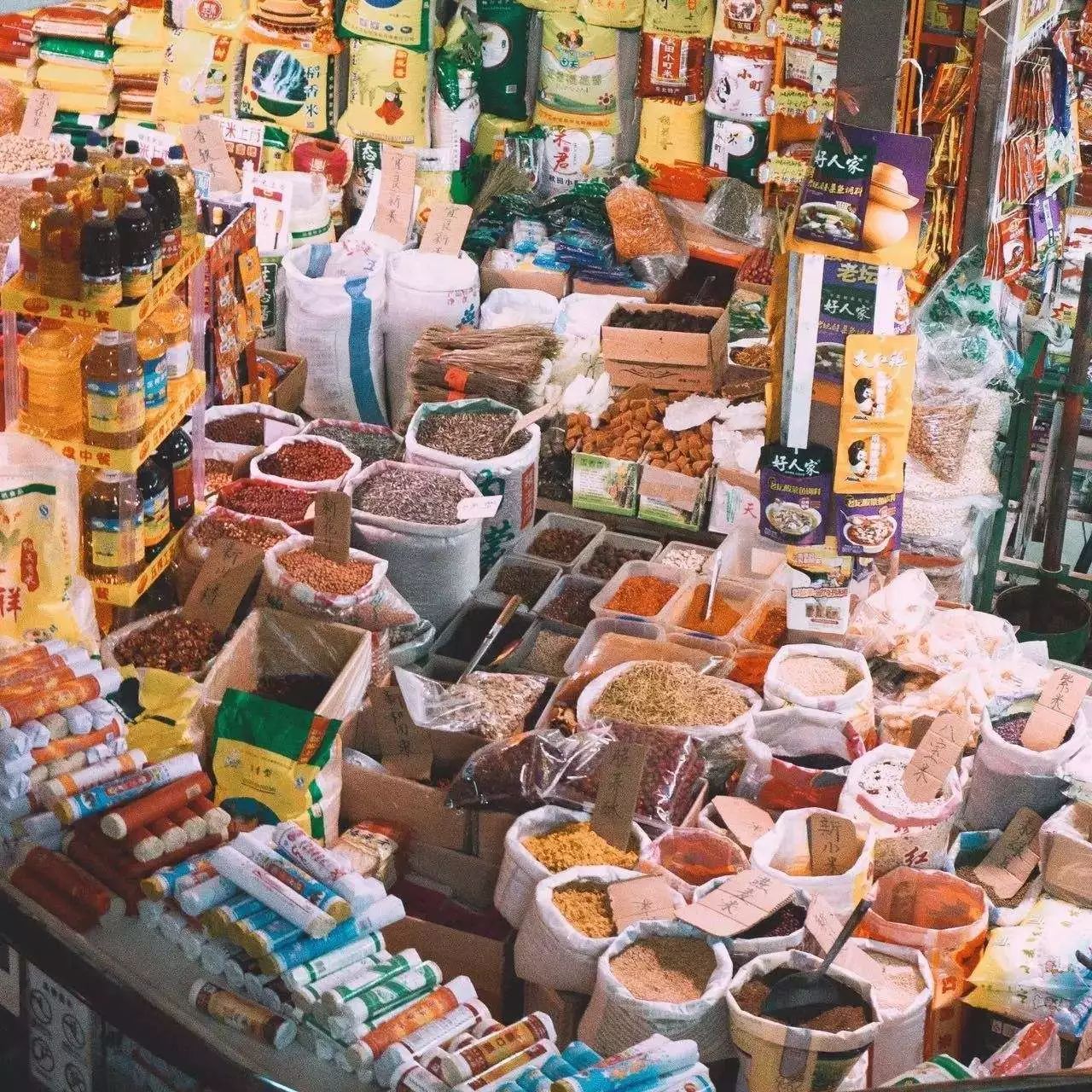 篆新市場管理權收回引關注，商戶經營不變美食依舊